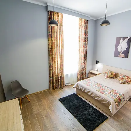 On Rynok Square 3* Lvov