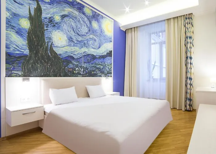 Hotel On Rynok Square 3*