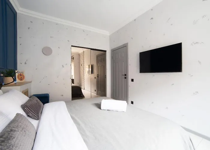 Hotel On Rynok Square 3*