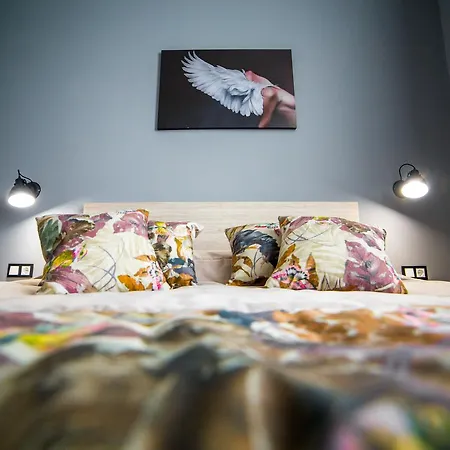 On Rynok Square 3* Lemberg